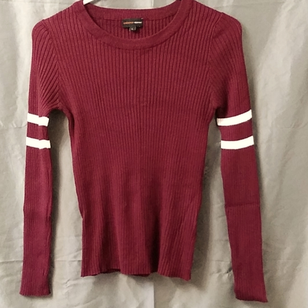 L ~ Maroon Sweater ~ Ambiance Apparel